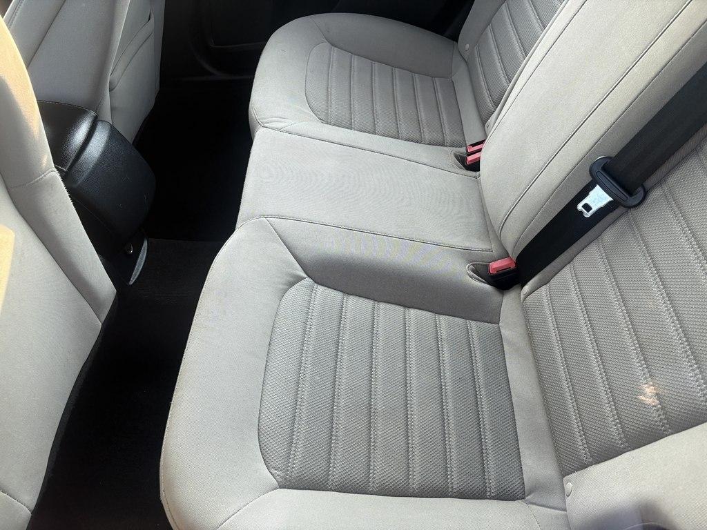 Ford Fusion S 2020