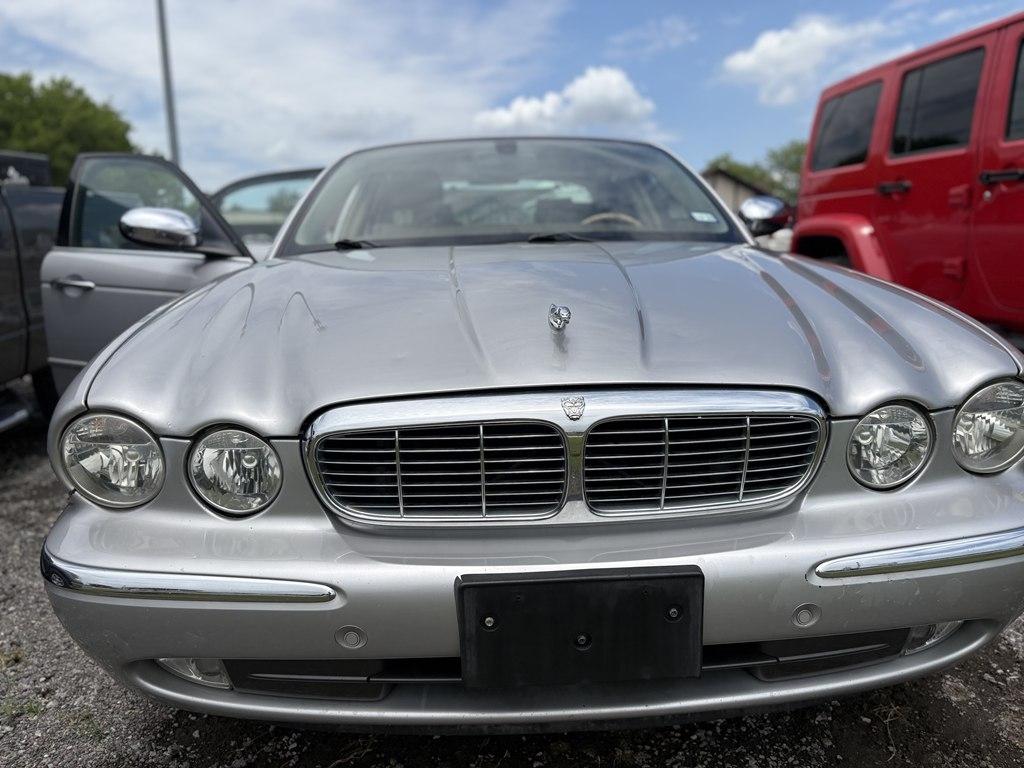 2005 Jaguar XJ Vanden Plas's photo