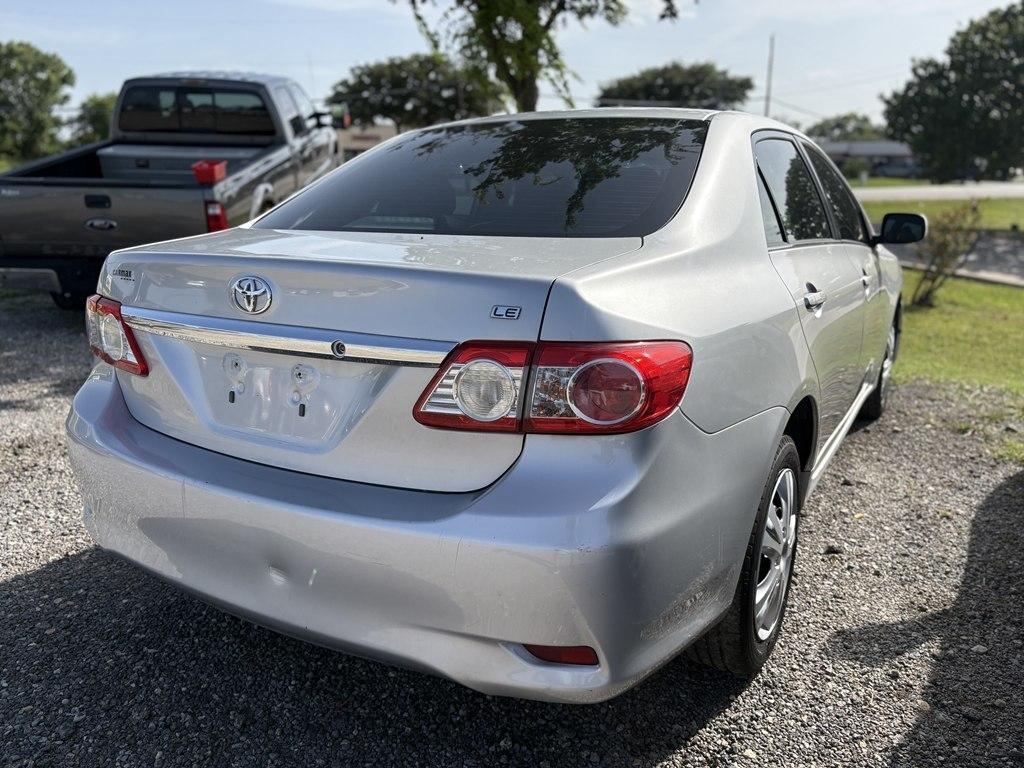 Toyota Corolla S 5-Speed MT 2013