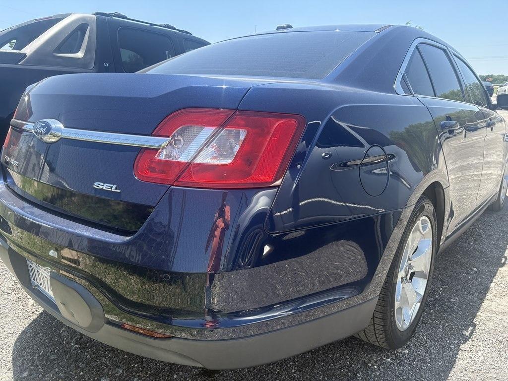 Ford Taurus SEL FWD 2012