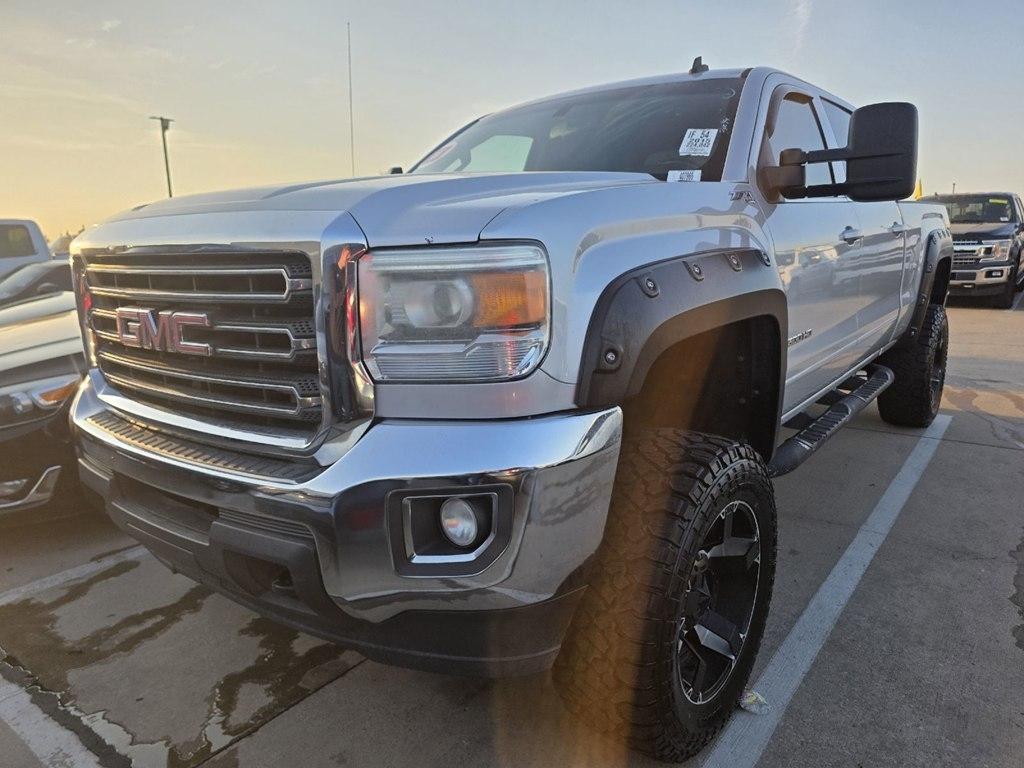 GMC Sierra 2500HD SLE Crew Cab 4WD 2015