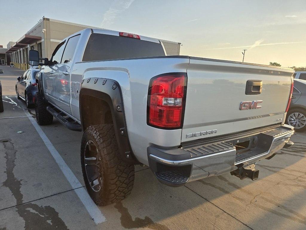 GMC Sierra 2500HD SLE Crew Cab 4WD 2015