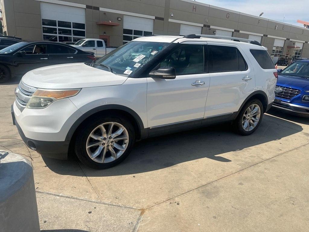 Ford Explorer XLT FWD 2012
