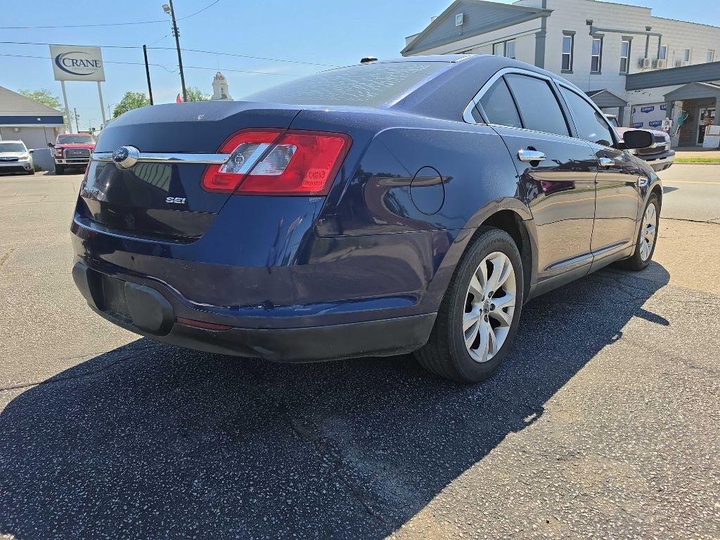 Ford Taurus SEL FWD 2011