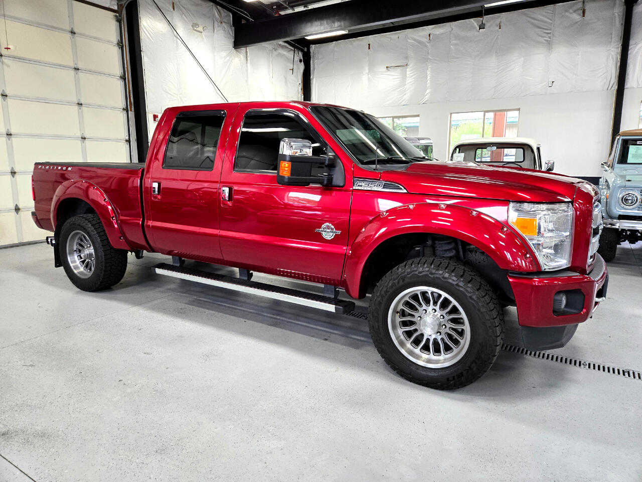 Ford Super Duty F-350 SRW 4WD Crew Cab 156" Platinum 2016 Ford Super Duty F-350 SRW 4WD Crew Cab 156" Platinum 2016
