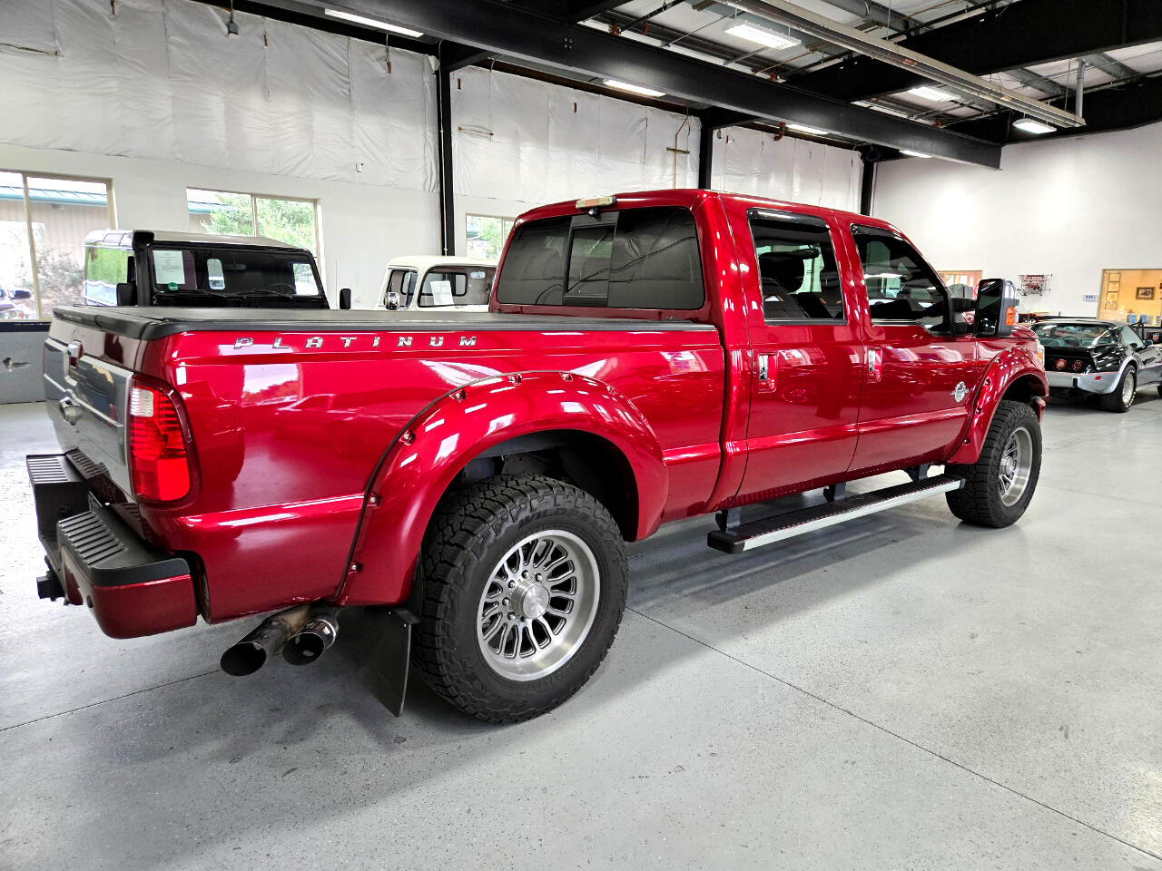 Ford Super Duty F-350 SRW 4WD Crew Cab 156" Platinum 2016 Ford Super Duty F-350 SRW 4WD Crew Cab 156" Platinum 2016