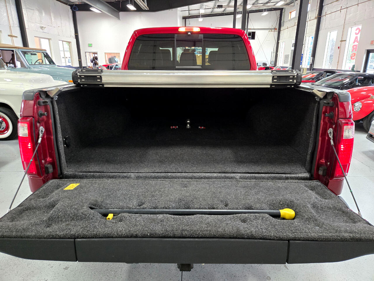 Ford Super Duty F-350 SRW 4WD Crew Cab 156" Platinum 2016 Ford Super Duty F-350 SRW 4WD Crew Cab 156" Platinum 2016