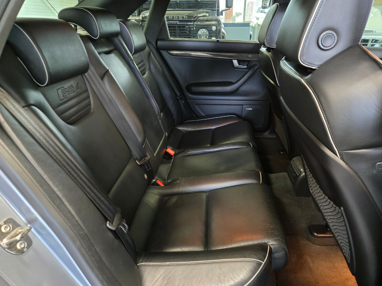 Audi RS 4  2007 Audi RS 4  2007