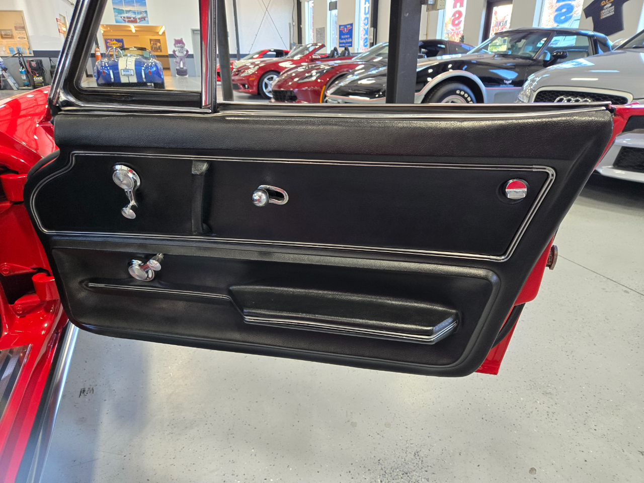 Chevrolet Corvette Stingray  1965 Chevrolet Corvette Stingray  1965