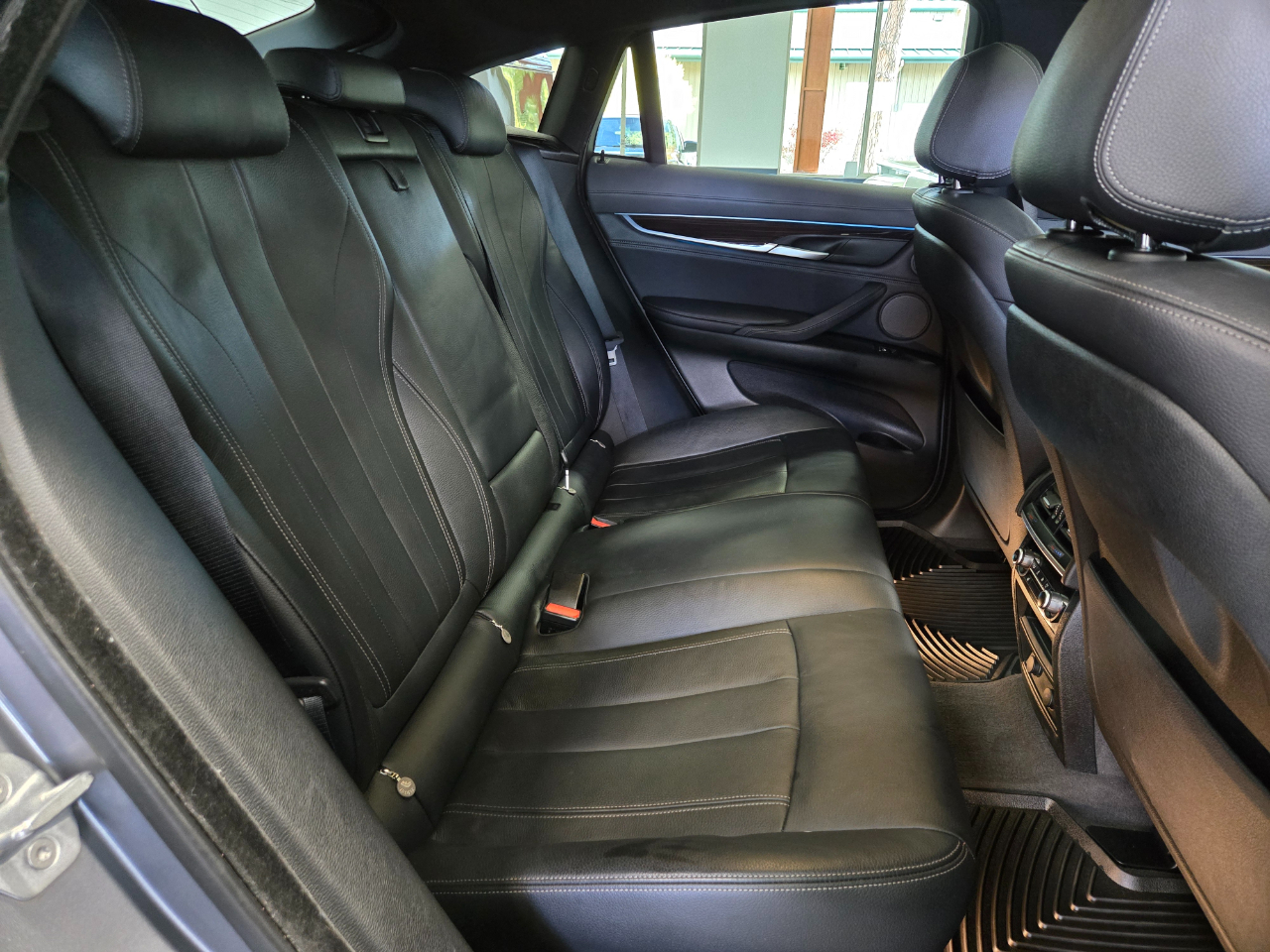 BMW X6 xDrive35i Sports Activity Coupe 2017 BMW X6 xDrive35i Sports Activity Coupe 2017