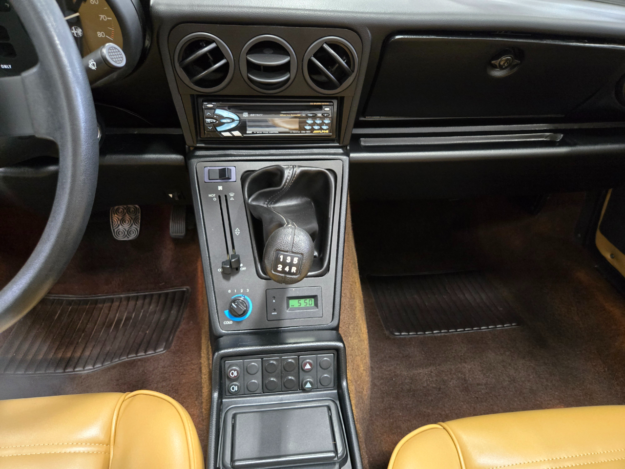 Alfa Romeo Spider 2dr Convertible Graduate 1989 Alfa Romeo Spider 2dr Convertible Graduate 1989
