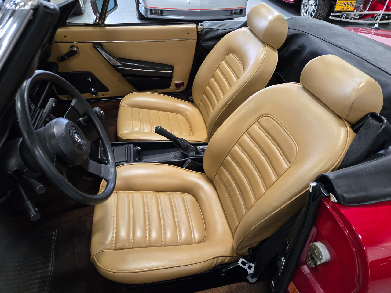 Alfa Romeo Spider 2dr Convertible Graduate 1989 Alfa Romeo Spider 2dr Convertible Graduate 1989