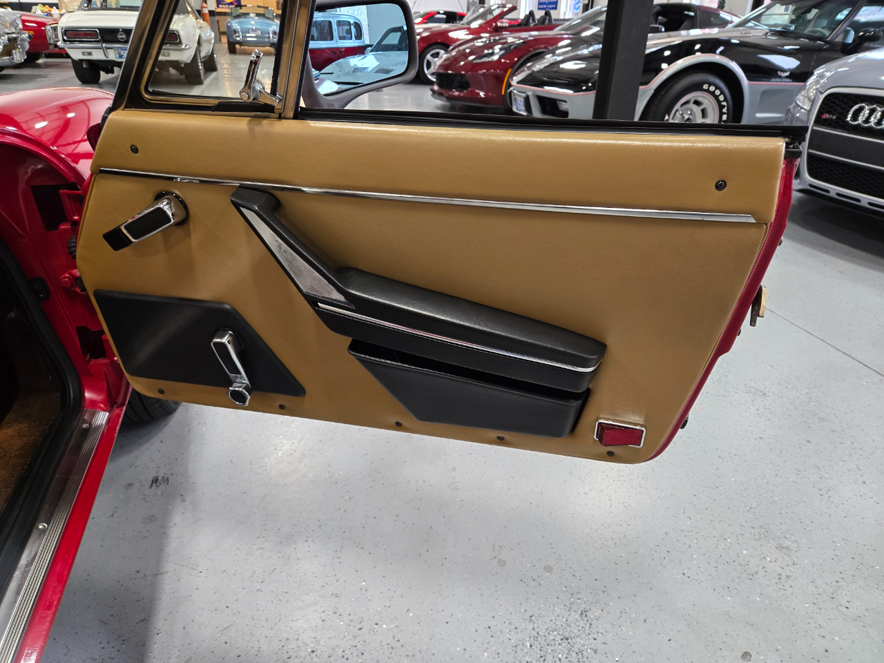 Alfa Romeo Spider 2dr Convertible Graduate 1989 Alfa Romeo Spider 2dr Convertible Graduate 1989