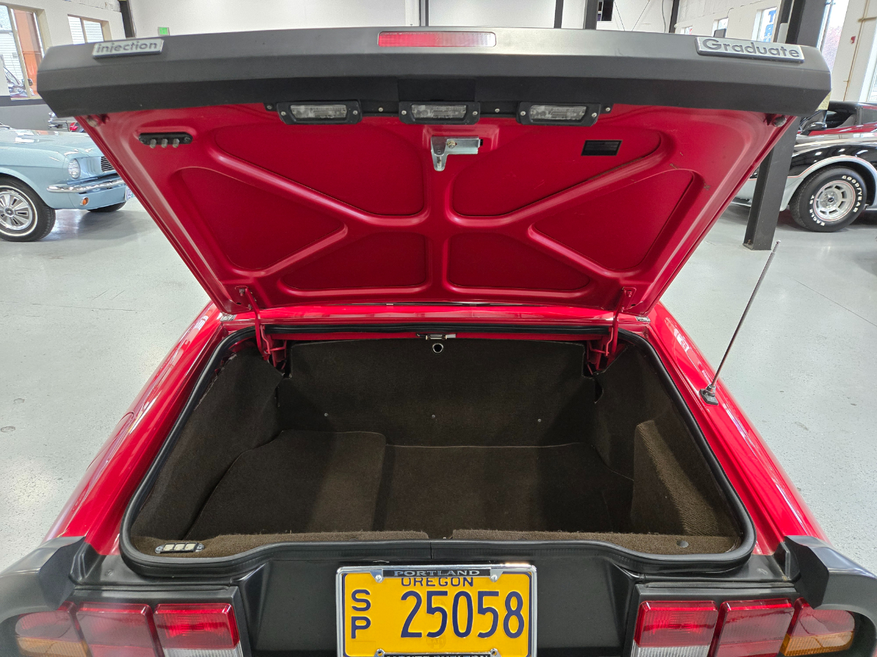 Alfa Romeo Spider 2dr Convertible Graduate 1989 Alfa Romeo Spider 2dr Convertible Graduate 1989