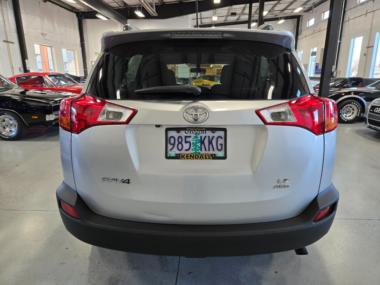 Toyota RAV4 AWD 4dr LE (Natl) 2015