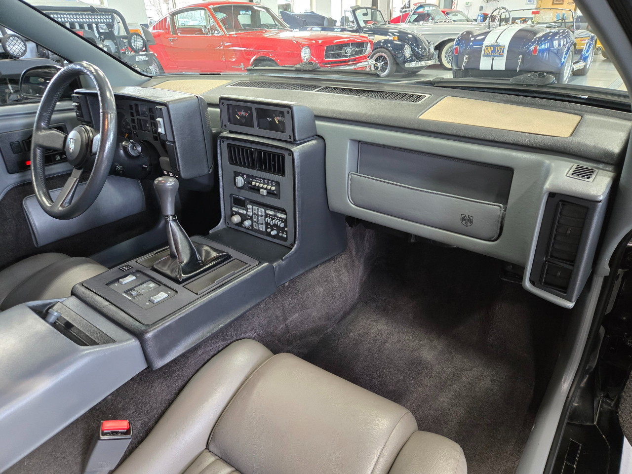 Pontiac Fiero 2dr Coupe GT 1988