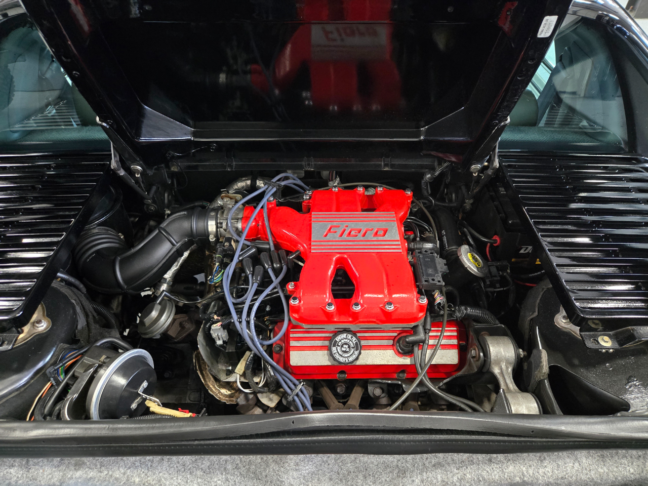 Pontiac Fiero 2dr Coupe GT 1988