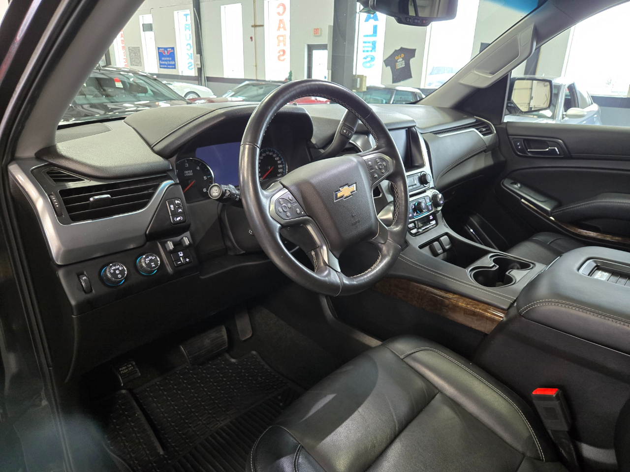 Chevrolet Tahoe 4WD 4dr LT 2017