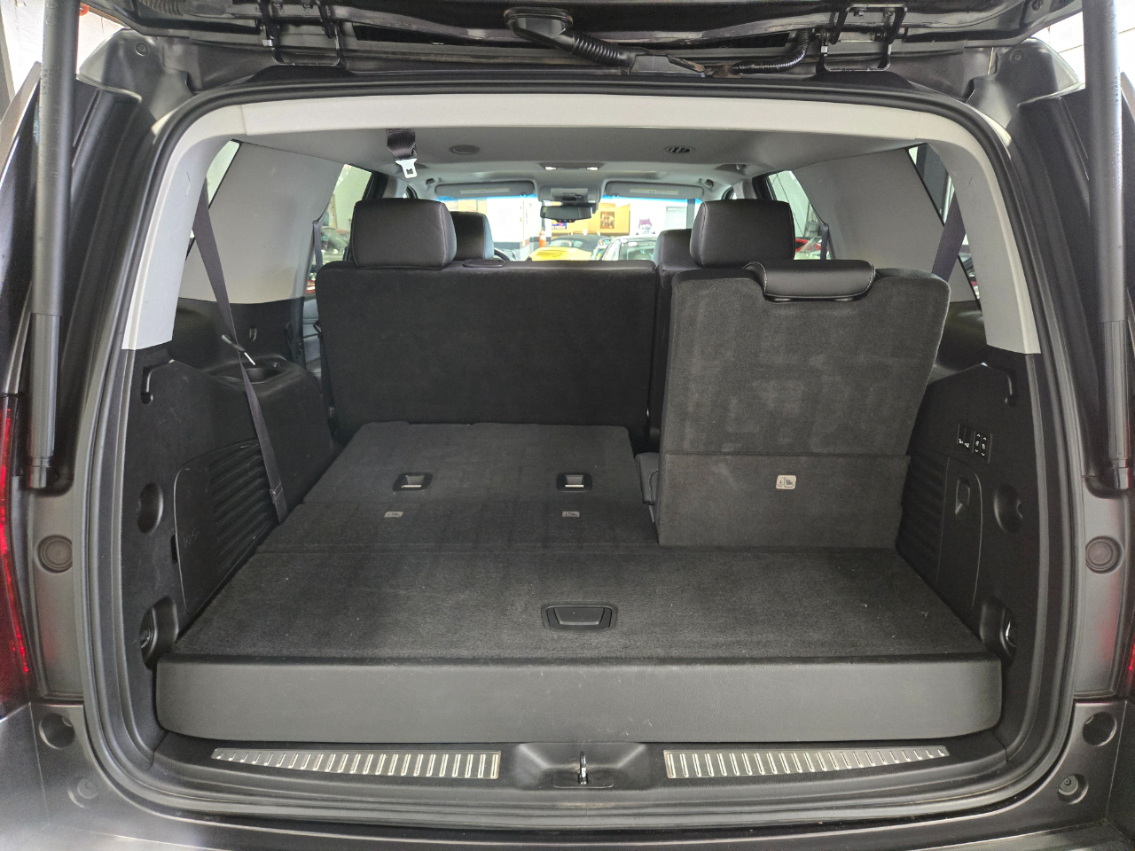 Chevrolet Tahoe 4WD 4dr LT 2017