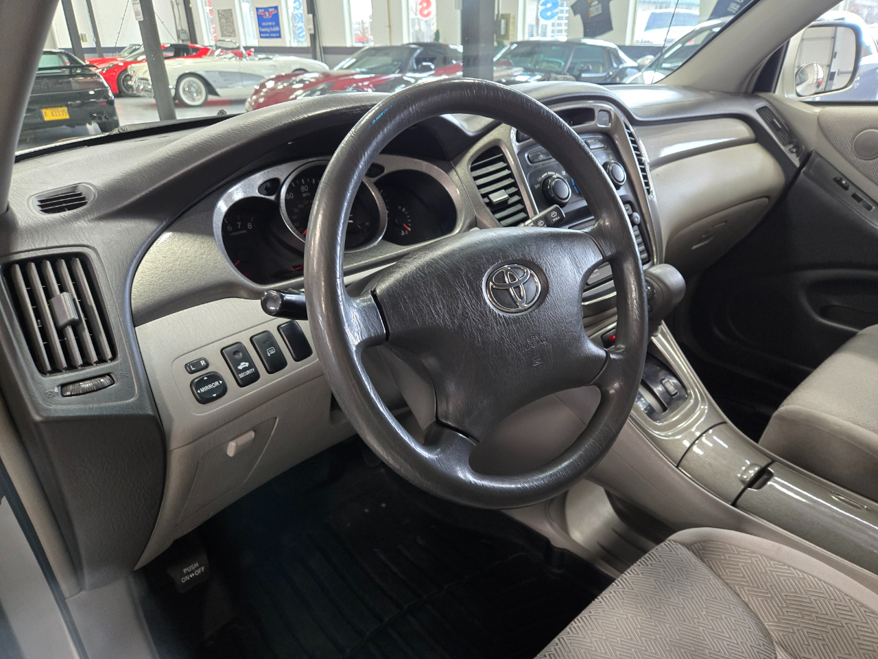 Toyota Highlander  2003