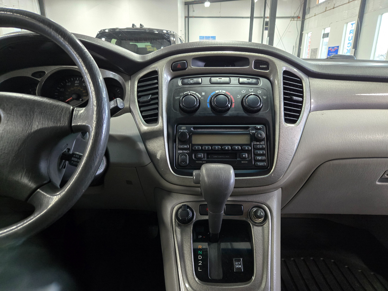 Toyota Highlander  2003