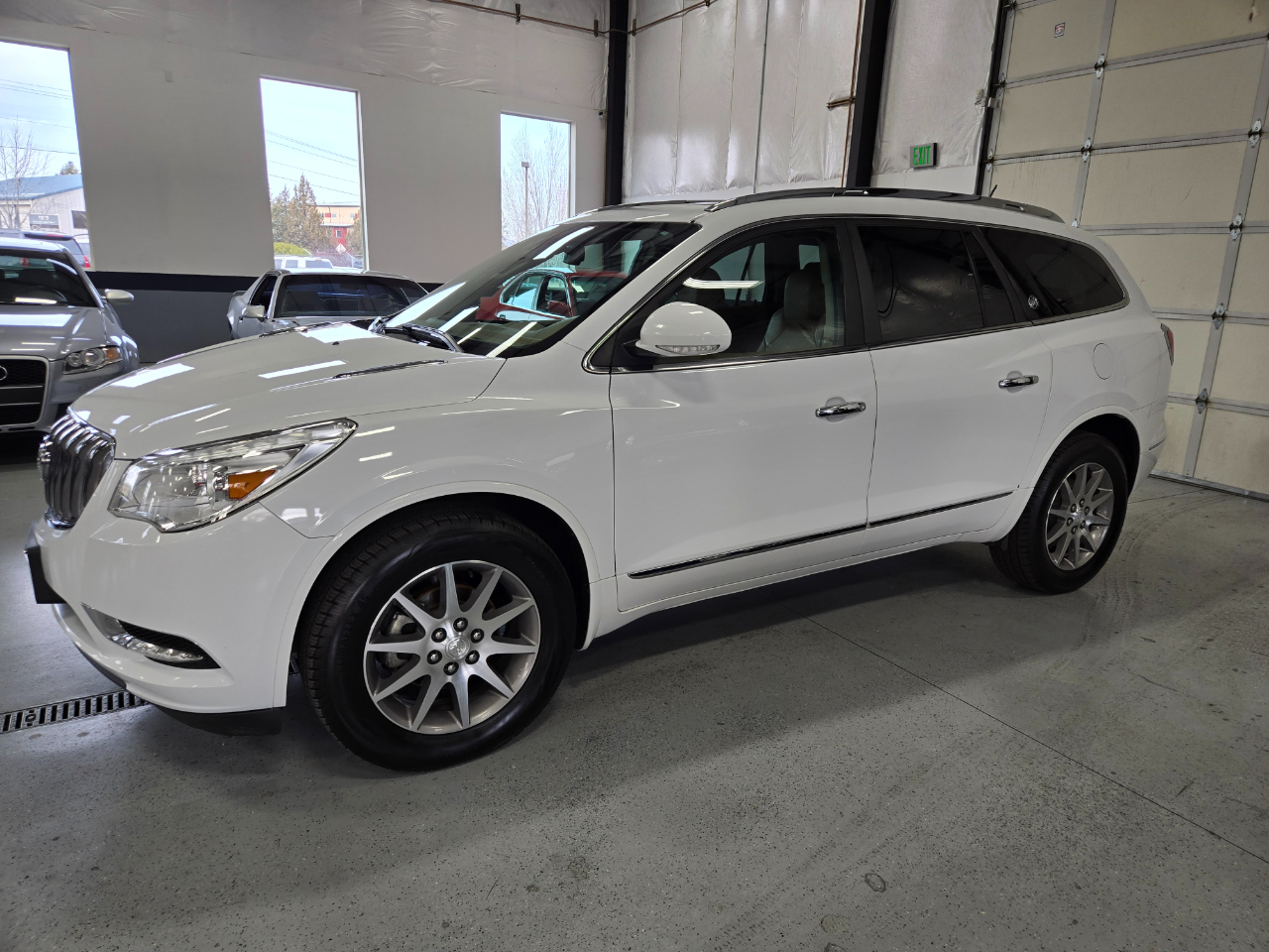 2017 Buick Enclave AWD 4dr Leather