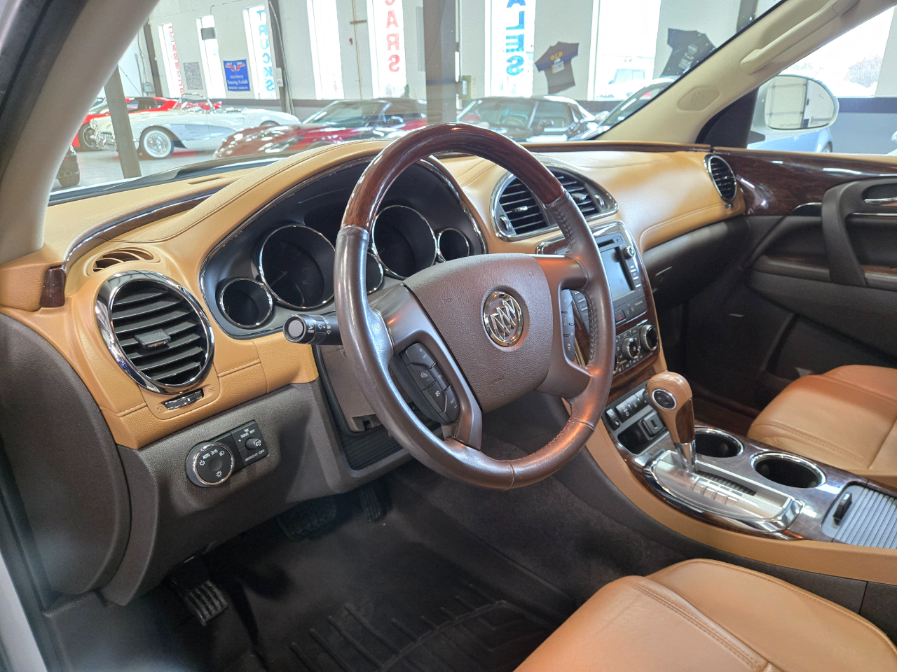 Buick Enclave AWD 4dr Leather 2017