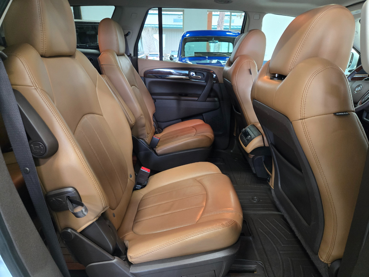 Buick Enclave AWD 4dr Leather 2017