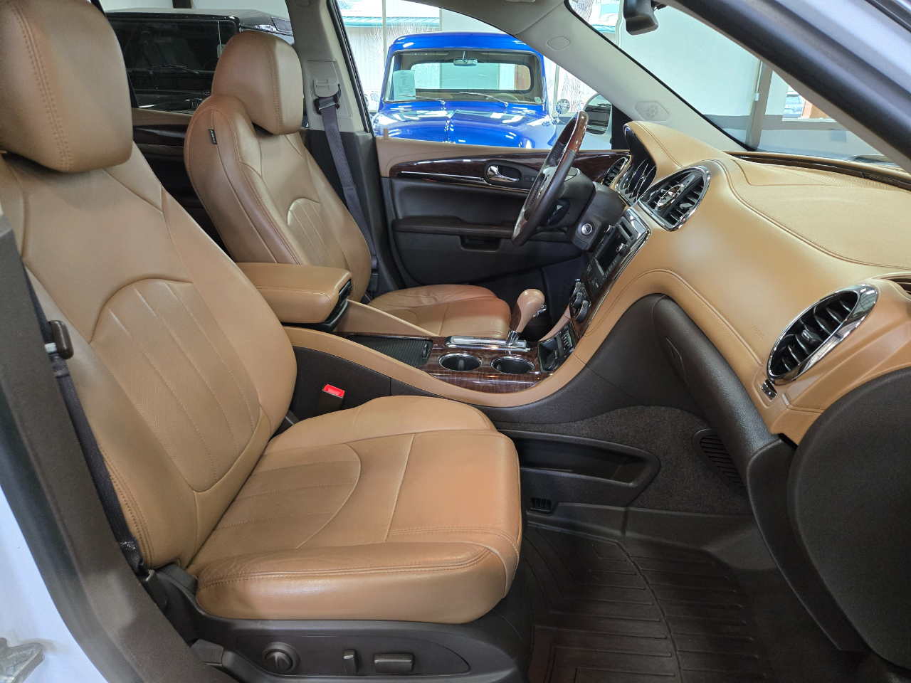 Buick Enclave AWD 4dr Leather 2017