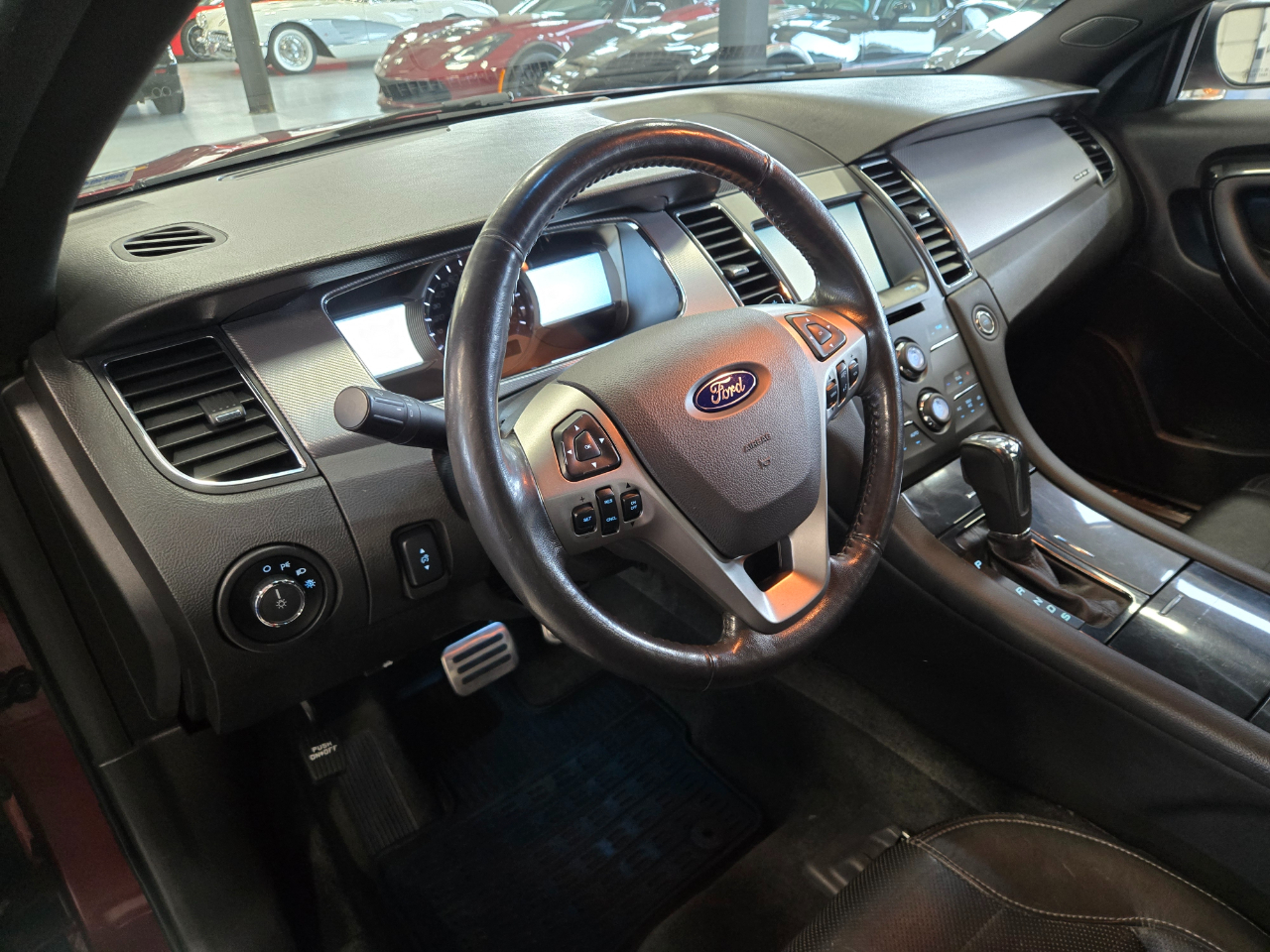 Ford Taurus 4dr Sdn SHO AWD 2015