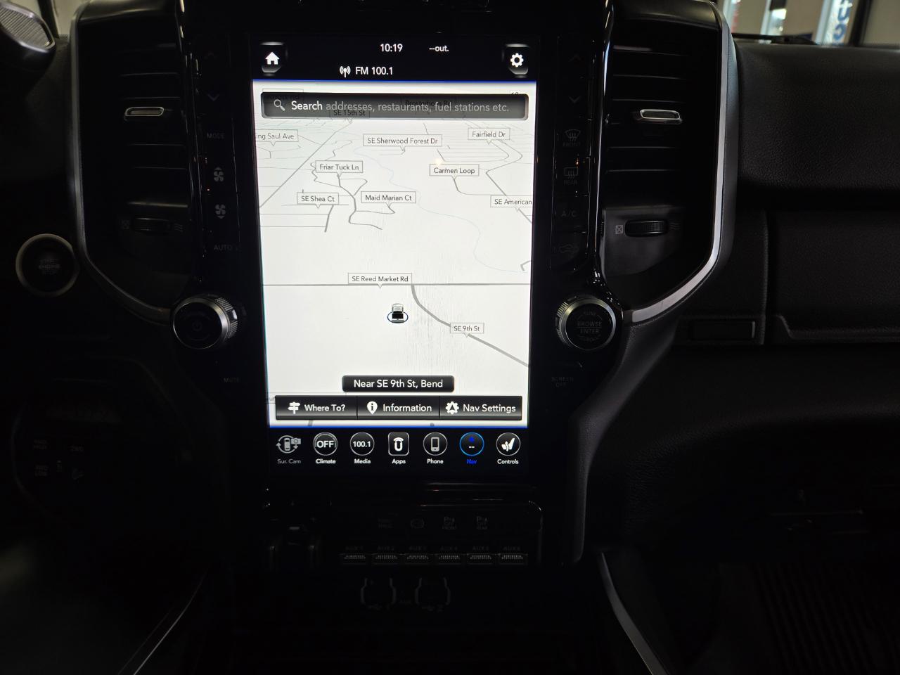 RAM 2500 Big Horn 4x4 Crew Cab 6'4" Box 2021