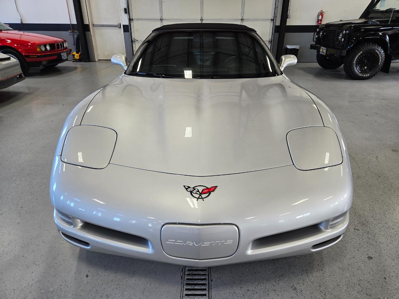 Chevrolet Corvette 2dr Convertible 2002