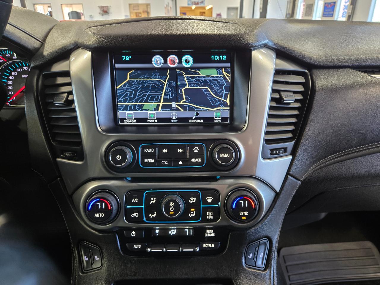 Chevrolet Tahoe 4WD 4dr LT 2015