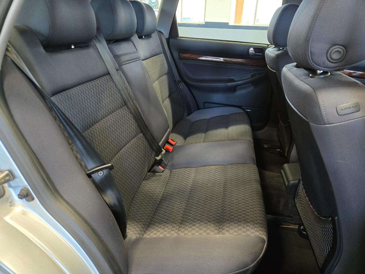 Audi A4 5dr Wgn 2.8L Avant Quattro AWD Auto 2000