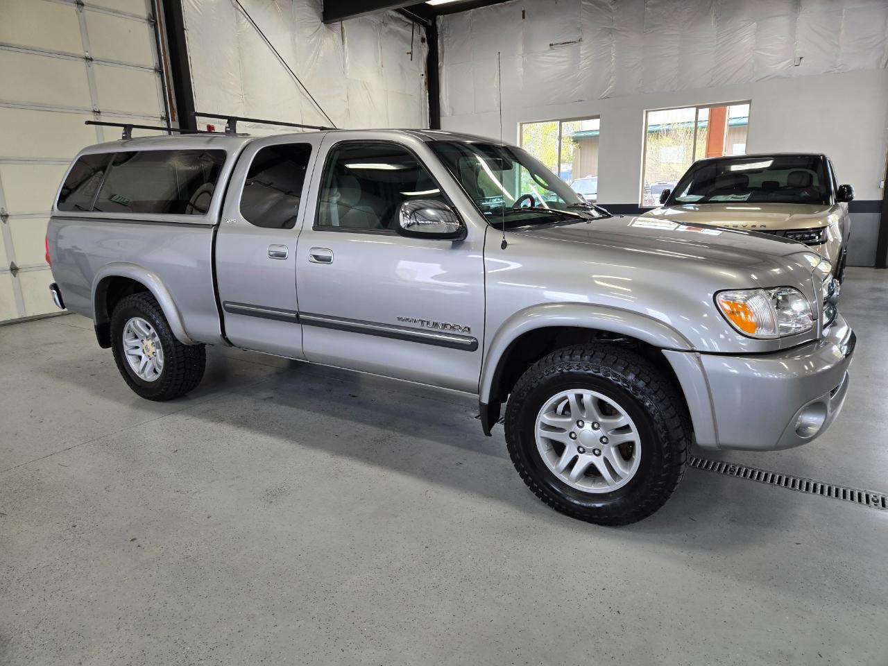 Toyota Tundra SR5 4.7L Double Cab 4WD 2006