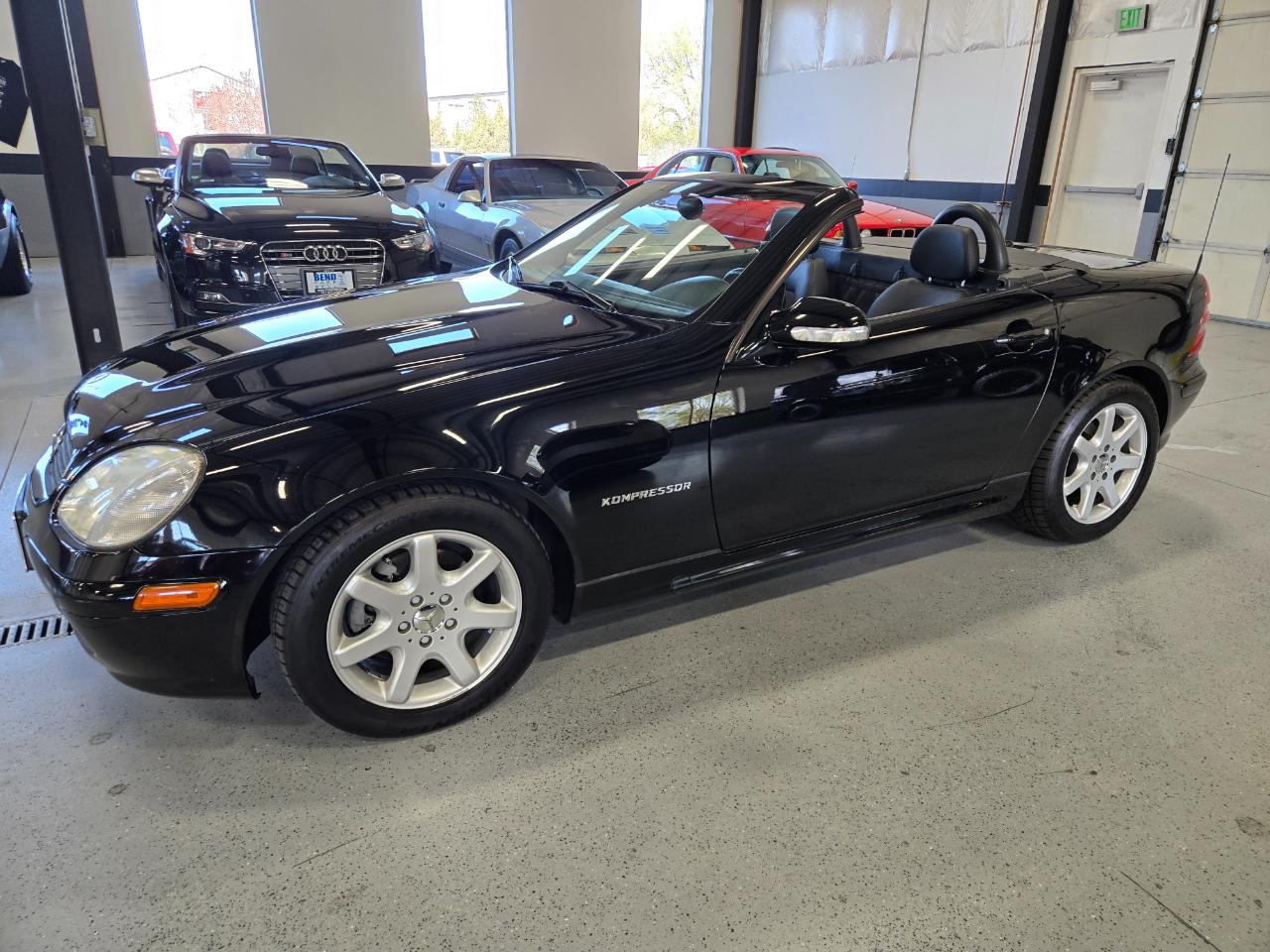 Mercedes-Benz SLK-Class 2dr Kompressor Roadster 2.3L 2001