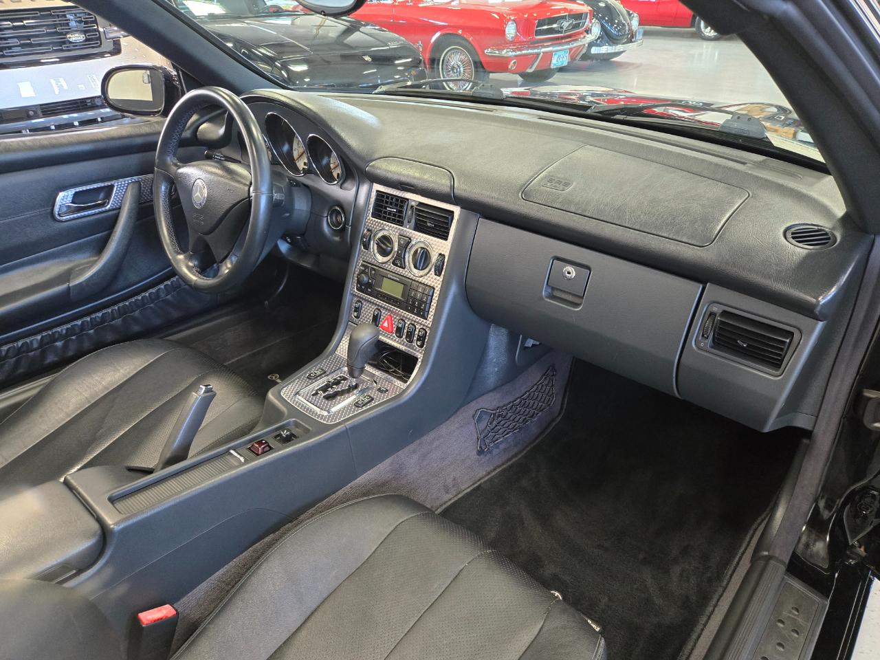 Mercedes-Benz SLK-Class 2dr Kompressor Roadster 2.3L 2001