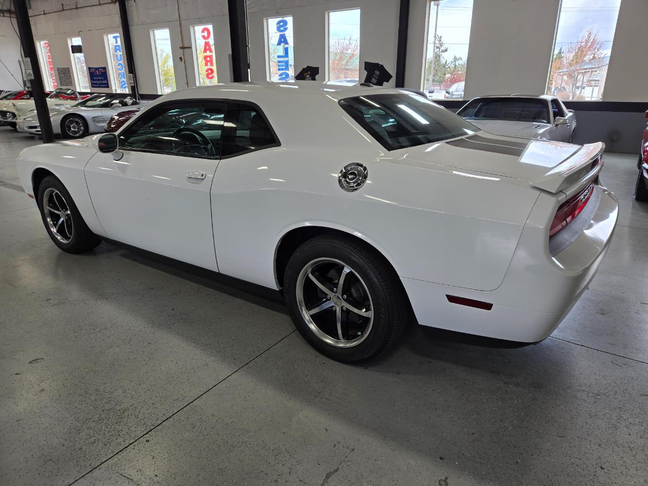 Dodge Challenger  2011