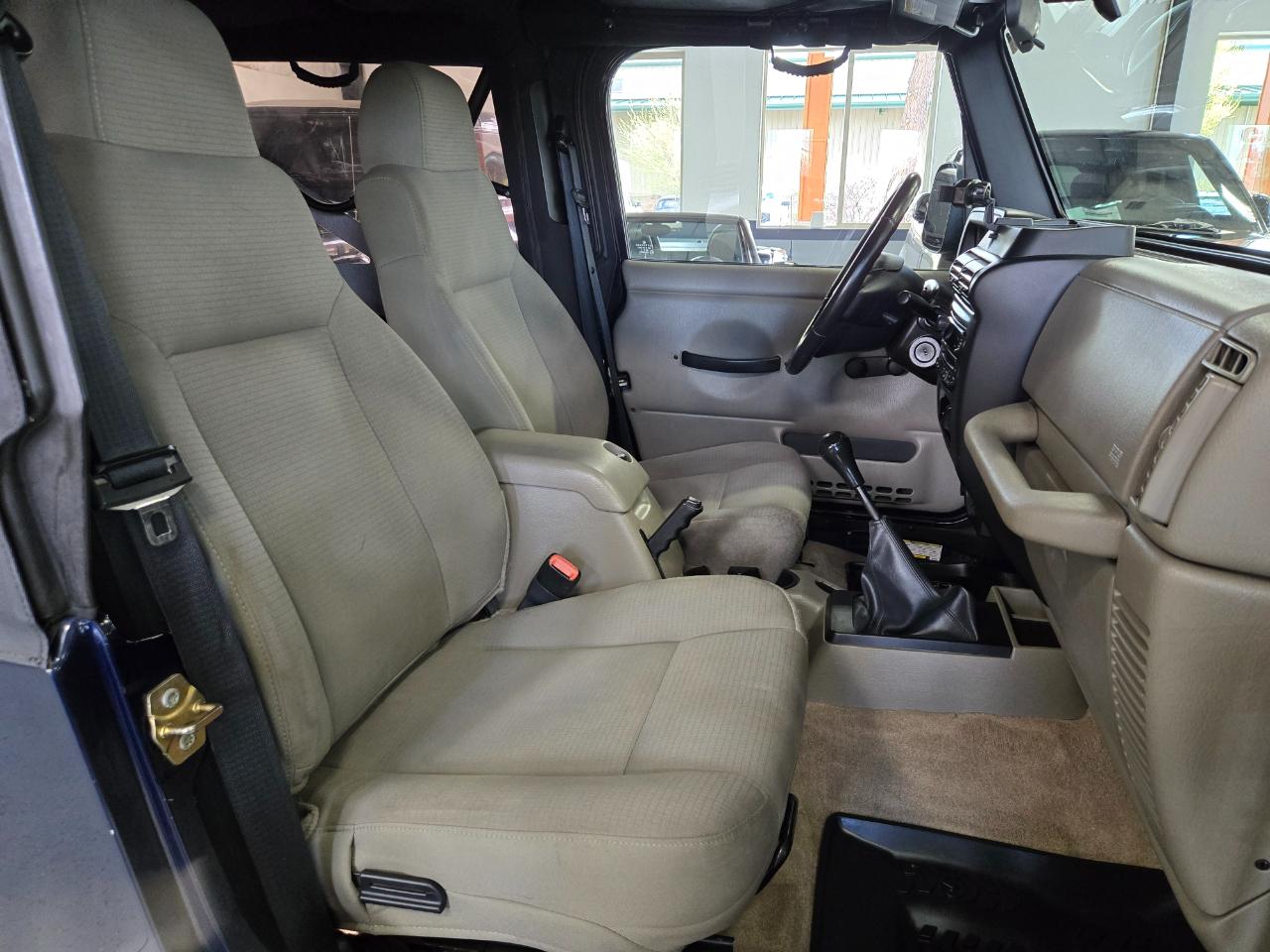 Jeep Wrangler 2dr Unlimited LWB 2006