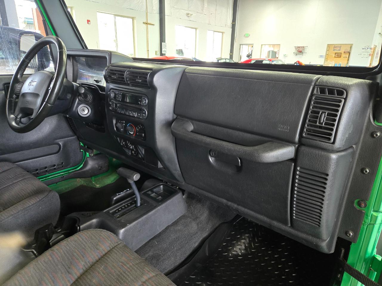 Jeep Wrangler 2dr Unlimited LWB 2004