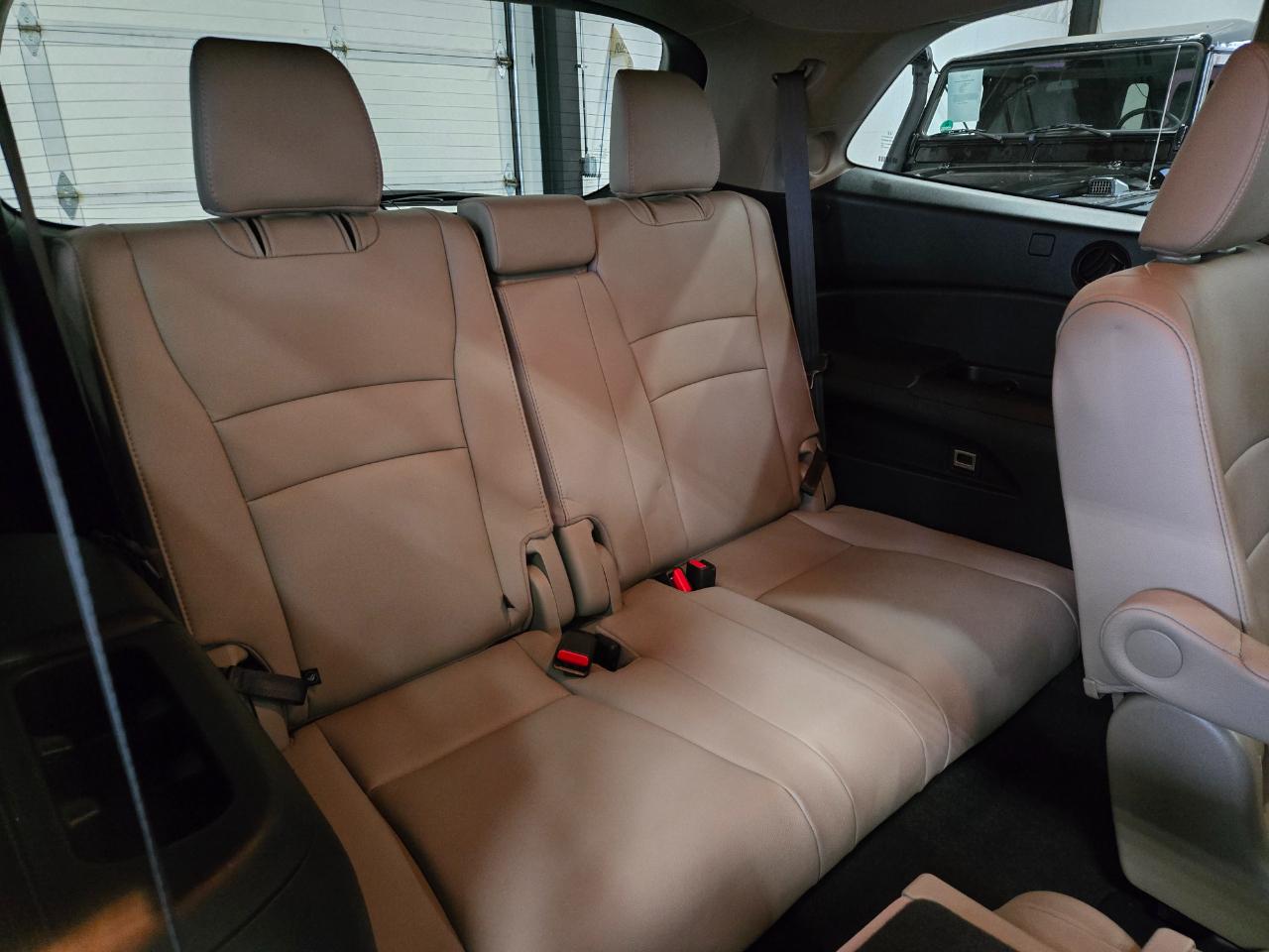 Honda Pilot Touring 7-Passenger AWD 2022