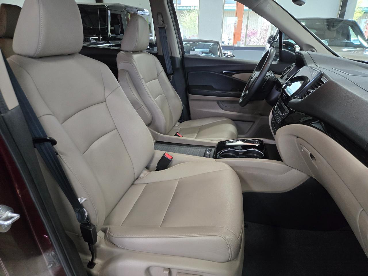 Honda Pilot Touring 7-Passenger AWD 2022