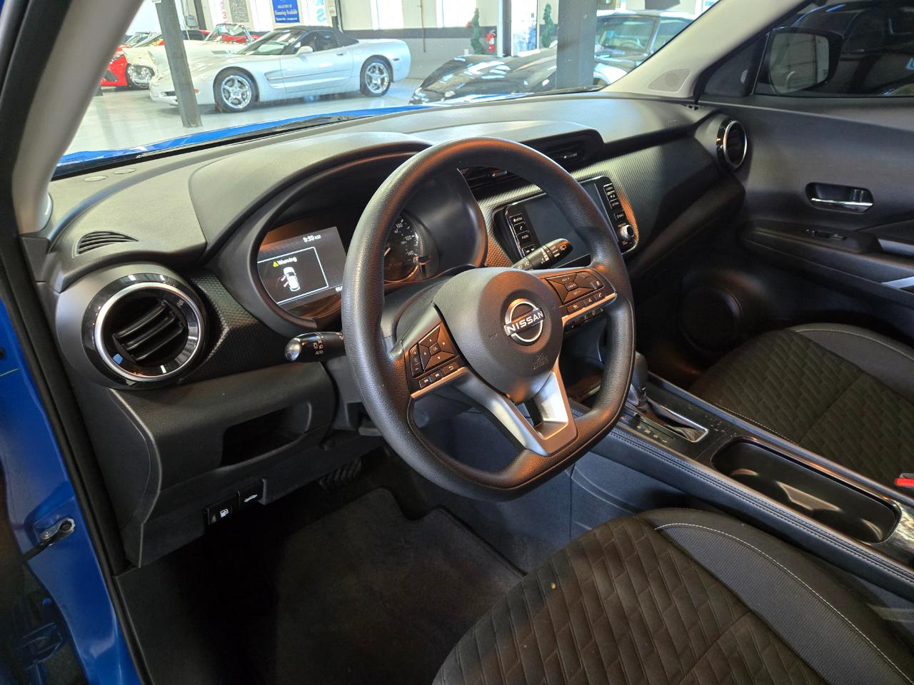 Nissan Kicks SV FWD 2022