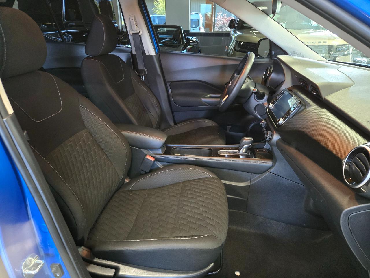 Nissan Kicks SV FWD 2022