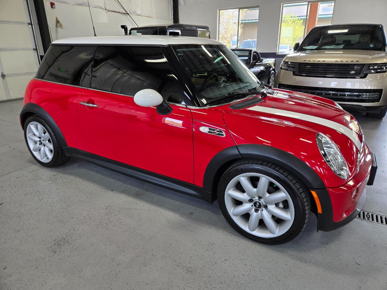 MINI Cooper Hardtop 2dr Cpe John Cooper Works 2004