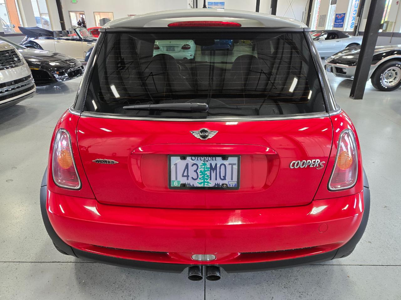 MINI Cooper Hardtop 2dr Cpe John Cooper Works 2004