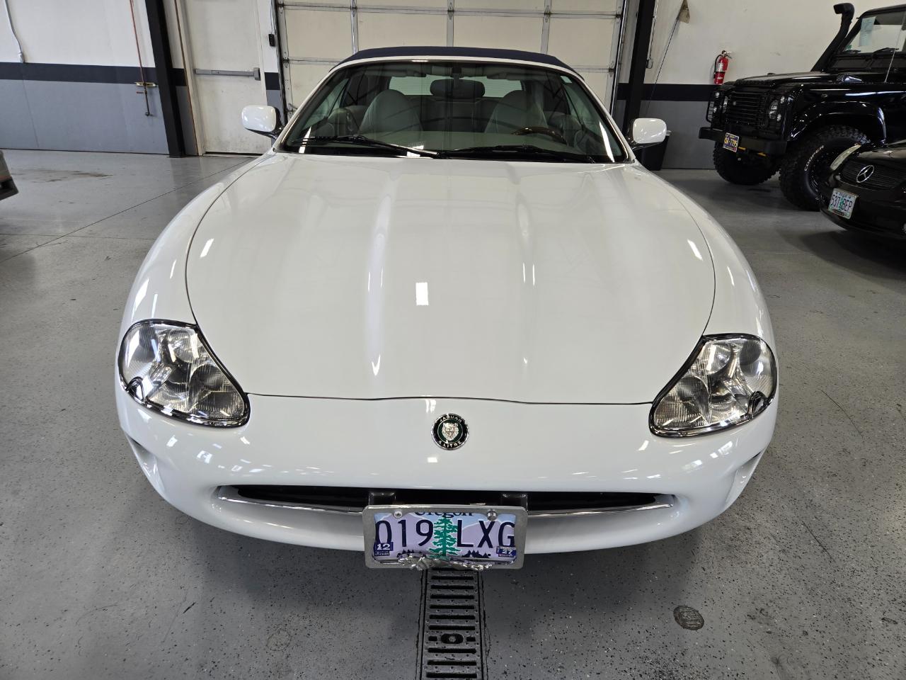 Jaguar XK8 2dr Convertible 1998