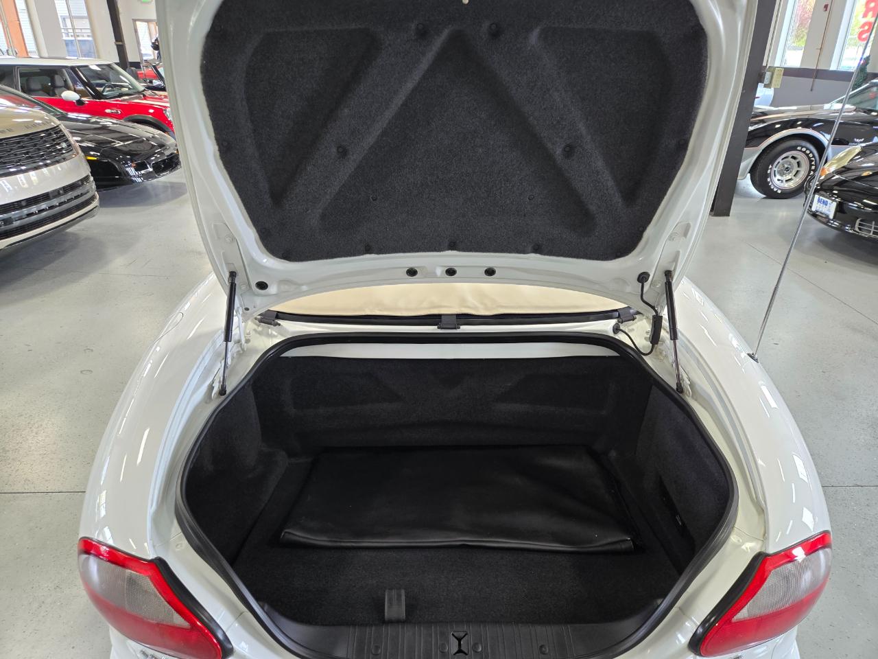 Jaguar XK8 2dr Convertible 1998