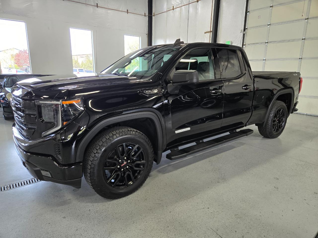 GMC Sierra 1500 4WD Double Cab 147" Elevation 2022
