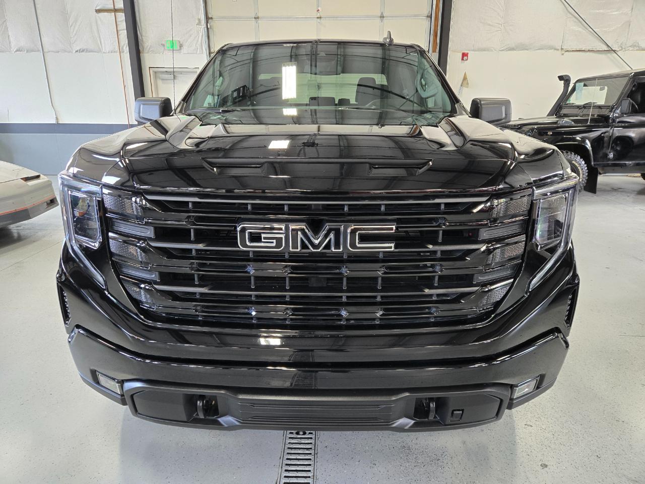 GMC Sierra 1500 4WD Double Cab 147" Elevation 2022